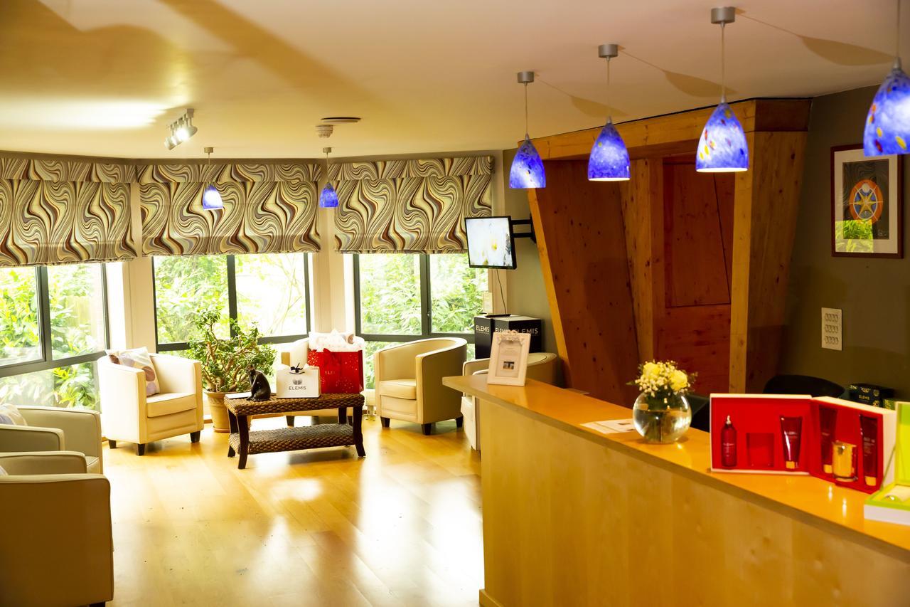 Brandon House Hotel ニュー・ロス エクステリア 写真